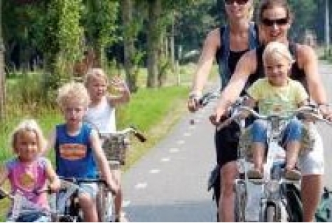 Fiets onderdeel in campagne bruisende leven Drenthe