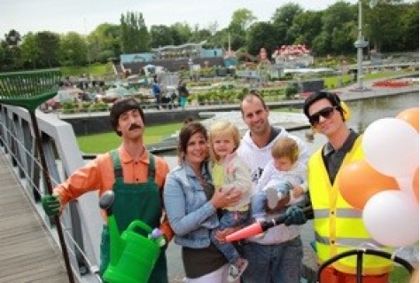 Madurodam geeft miljoenste bezoeker Madurodammertje