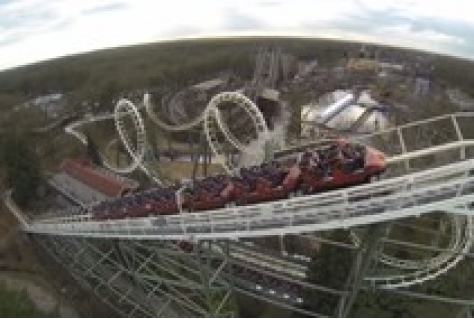 Drone vliegt over de Efteling