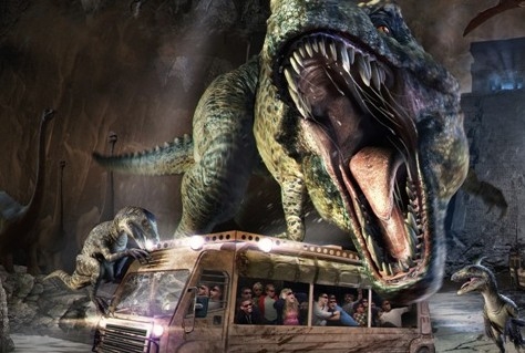 Attractie Movie Park: afdalen in grot dino’s