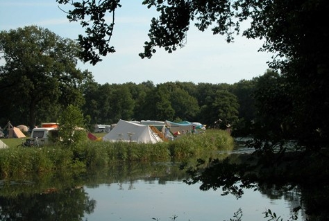 Nederlanders gaan minder in buitenland kamperen