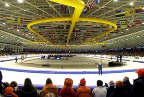 Vernieuwing Thialf stadion naar Ballast Nedam