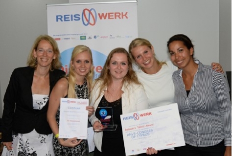 Dina Schrijver wint Reiswerk Talent Award tijdens Studentencongres