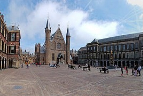 Binnenhof is versleten