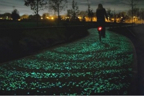 Van Gogh Sterrennachtpad van Roosegaarde geopend