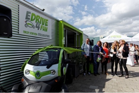 Gouda heeft eerste Twizy-station van Nederland