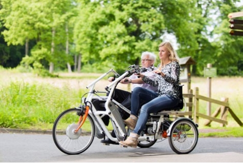 Fietsen voor toeristen met een beperking te huur in Twente