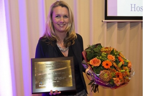 Hanita van der Schaaf ontvangt Stenden Master Award 2015