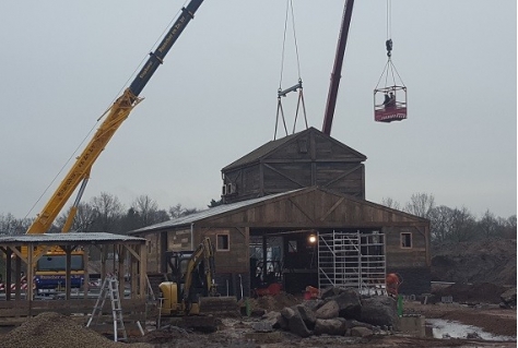 Dak op startgebouw duel coaster Wildlands