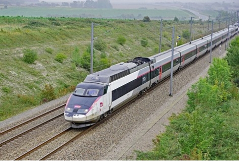 Onderzoek wijst uit: Trein kan meer dan 100 duizend vluchten op Schiphol vervangen