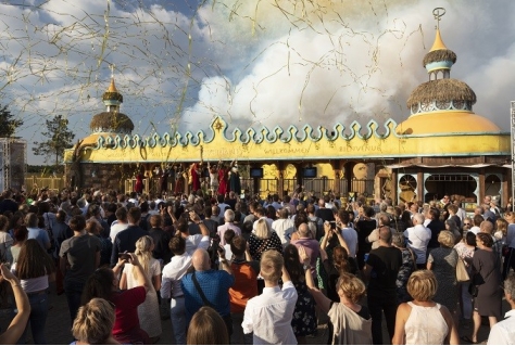 Toverland anderhalf keer zo groot