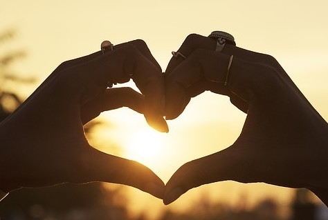 Maastunnel wordt tijdelijk Tunnel of Love (+ video voorbereiding)