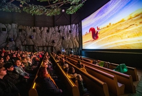 Efteling vernieuwd 4D filmtheater en introduceert digitale bestelzuilen