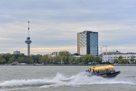 Al het personenvervoer over water in Rotterdam en Schiedam naar Watertaxi