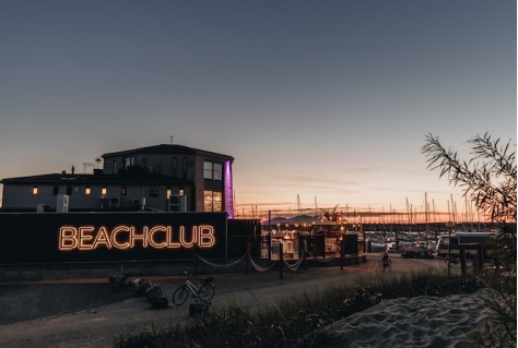 Restaurant aan Roompot Marina Beach wordt hippe Beach Club