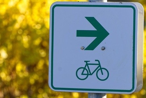 Bordjes weg, bordjes terug, beroering in fietsland