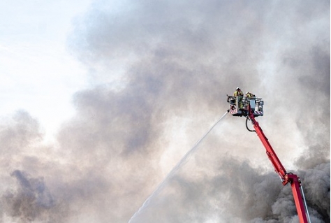 Hoofdgebouw Beekse Bergen door brand verwoest