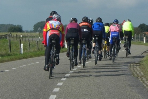 Recreatieve druk Rottemeren verlagen door speciale fietsroute voor wielrenners