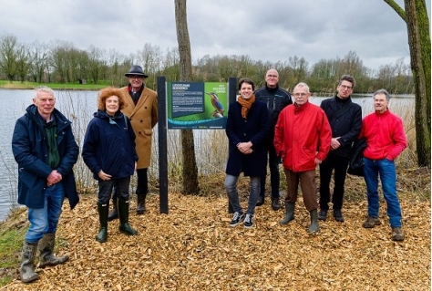 Recreatiegebied Berendonck heeft primeur ijsvogelwand