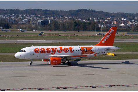 easyJet markeert nieuwe samenwerking met GKN Aerospace op waterstofcongres in Rotterdam