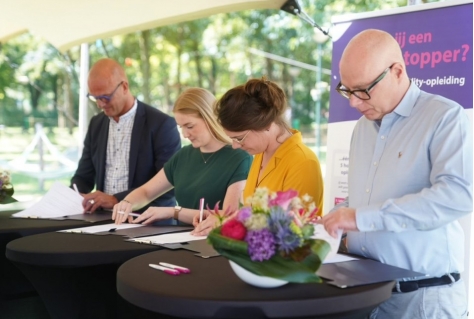 Center Parcs, Van de Valk en Hutten samen met Summa College in nieuwe hospitality-opleiding