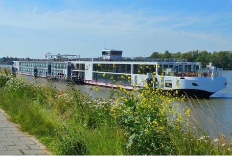 Norbert van der Glas naar Yacht Cruise Company