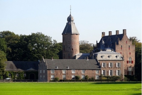 Dag van het kasteel op zoek naar Kasteelfluencer