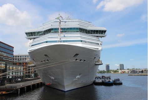 Amsterdamse gemeenteraad wil cruiseterminal sluiten