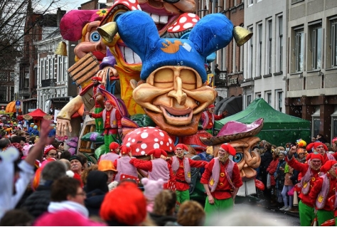 De carnavalswagen – een sociaal fenomeen