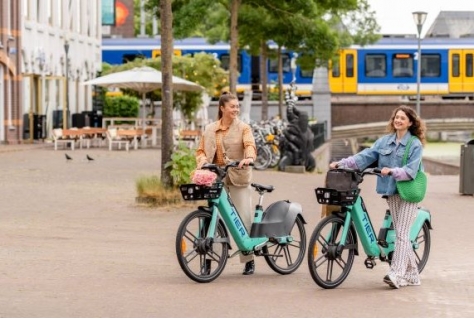 NS biedt deelfietsen TIER aan