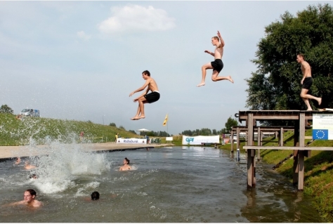 Ruim een derde van de Nederlanders houdt rekening met extreem weer bij vakantiekeuze