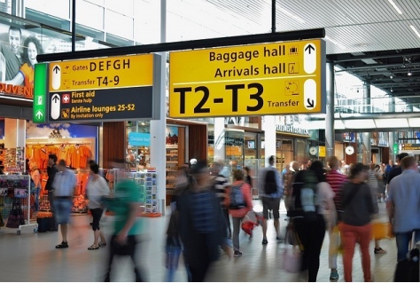 FNV ziet werkdruk te hoog worden op Schiphol