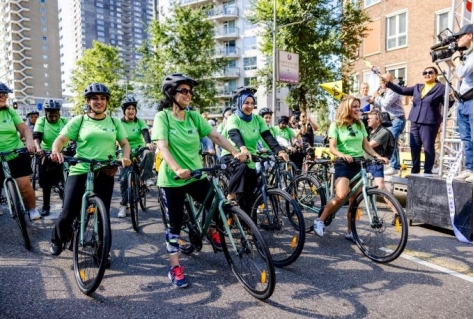 Start Tour de France Femmes avec Zwift