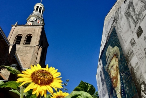 Van Gogh Kerk Etten-Leur krijgt multimediale Van Gogh experience