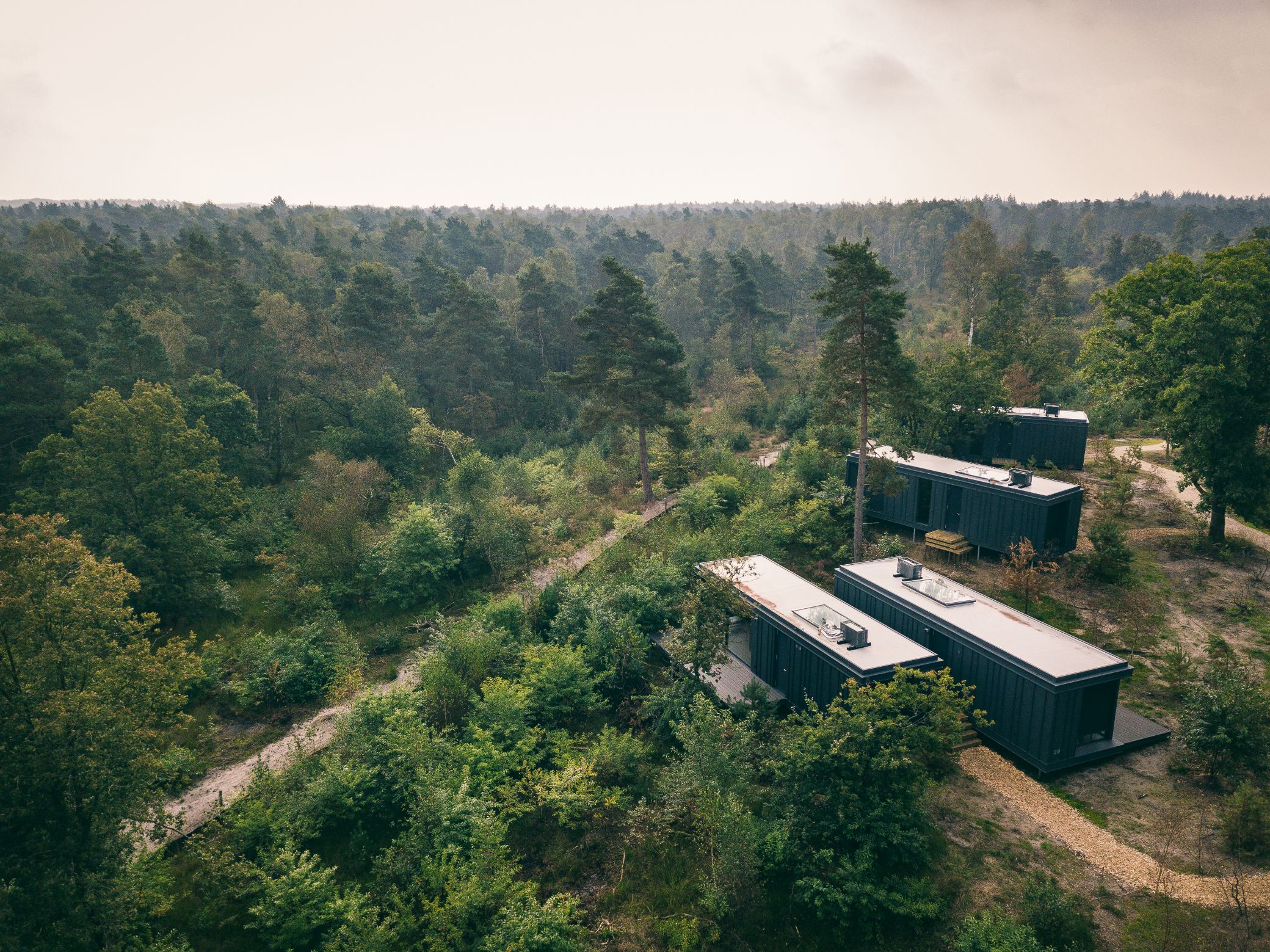 Bij Cuber gaat het om hotelkamers in de natuur.