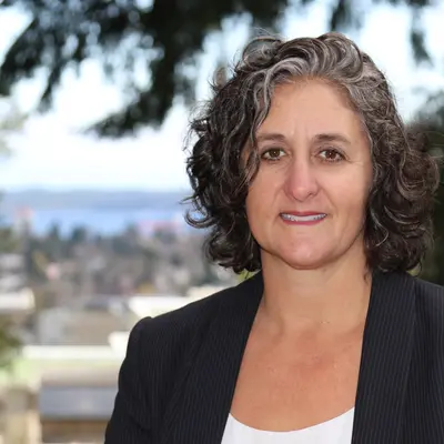 Author Joanne Profile